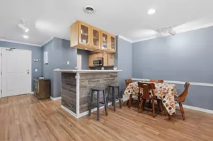 806 Kottke Dr, Madison, WI 53719 - Photo 6