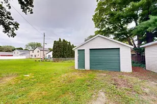 625 Grove St, Fort Atkinson, WI 53538 - Photo 28