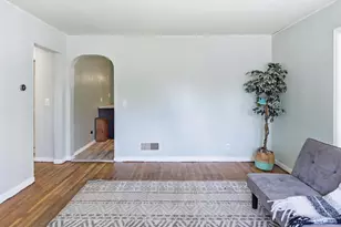 1 Madden St, Mauston, WI 53948 - Photo 8
