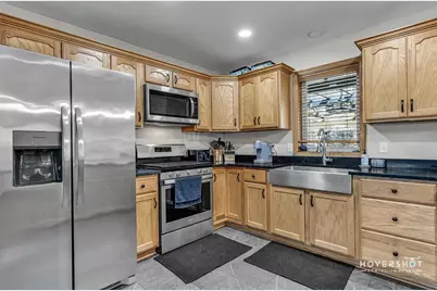 519 Vine Street, Baraboo, WI 53913 - Photo 24