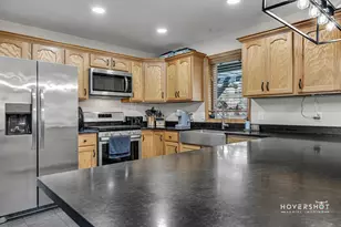 519 Vine St, Baraboo, WI 53913 - Photo 24