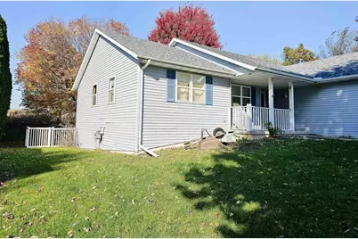 135 Campion Drive, Janesville, WI 53536 - Photo 2