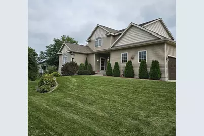 305 Ridgeview Lane, Columbus, WI 53925 - Photo 8