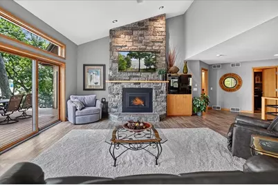 2328 County Road Ab, Mcfarland, WI 53558 - Photo 10