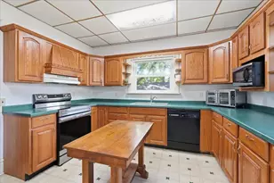 213 W Rollin St, Edgerton, WI 53534 - Photo 20