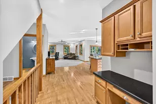 1018 Tamarack Wy, Verona, WI 53593 - Photo 6