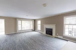 2810 Arbor Dr, Madison, WI 53711 - Photo 4