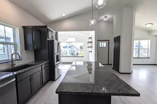 4810 Romaine Rd, Fitchburg, WI 53711 - Photo 12
