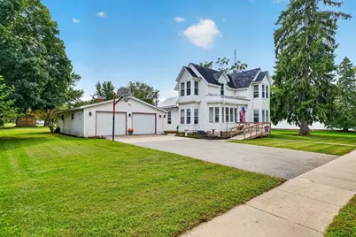 300 W Madison Street, Spring Green, WI 53588 - Photo 4