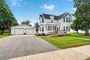 300 W Madison St, Spring Green, WI 53588 - Photo 6