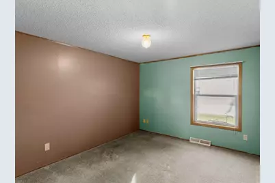 5 Beechwood Drive, Sheboygan, WI 53081 - Photo 12