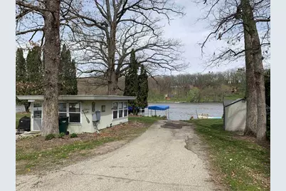9697 N Blackhawk Drive, Edgerton, WI 53534 - Photo 2