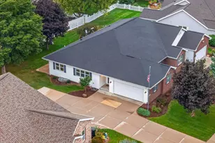 342 Blackberry Ln, DeForest, WI 53532 - Photo 76