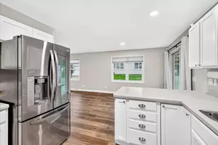 342 Blackberry Ln, DeForest, WI 53532 - Photo 20