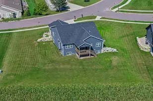 2070 Fawn Valley Ct, Reedsburg, WI 53959 - Photo 8