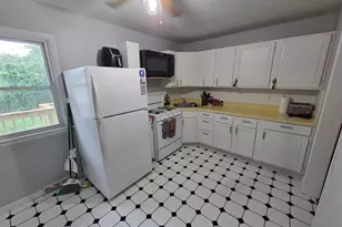 2015 Pioneer Dr, Beloit, WI 53511 - Photo 8