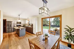 7126 Timberwood Dr, Madison, WI 53719 - Photo 14