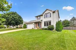 7126 Timberwood Dr, Madison, WI 53719 - Photo 2