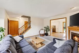 7126 Timberwood Dr, Madison, WI 53719 - Photo 8