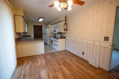 973 Harvest Lane, Sun Prairie, WI 53590 - Photo 6