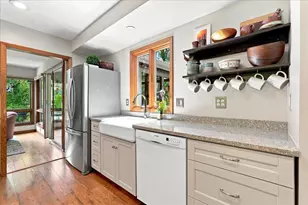 6117 Driftwood Ave, Madison, WI 53705 - Photo 12