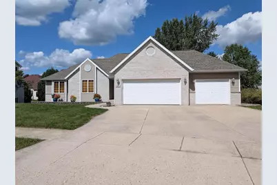 802 Chickadee Drive, Cambridge, WI 53523 - Photo 4