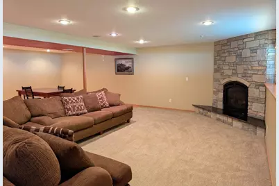 802 Chickadee Drive, Cambridge, WI 53523 - Photo 34