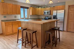 802 Chickadee Dr, Cambridge, WI 53523 - Photo 14