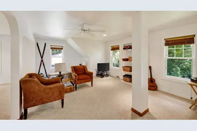 186 Hillcrest Circle, Sun Prairie, WI 53590 - Photo 20