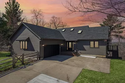 54 Look Out Ridge, Lake Delton, WI 53965 - Photo 4