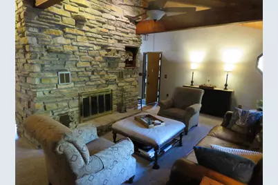 W10612 Hickory Lane, Fox Lake, WI 53933 - Photo 6