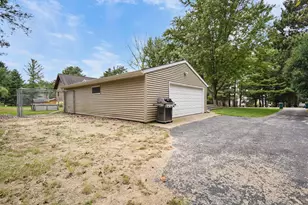 N2832 N Lake Point Dr, Lodi, WI 53555 - Photo 10