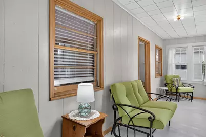 1126 W 6th Avenue, Oshkosh, WI 54902 - Photo 50