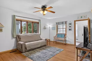 1126 W 6th Ave, Oshkosh, WI 54902 - Photo 14
