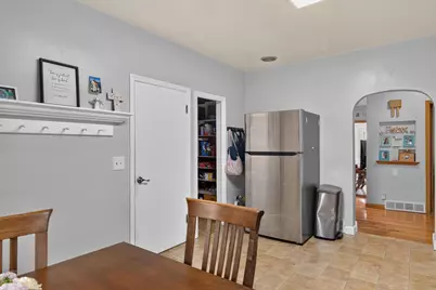 1126 W 6th Avenue, Oshkosh, WI 54902 - Photo 22