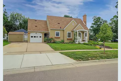 2425 7th Street, Monroe, WI 53566 - Photo 2