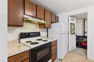 4405 Dwight Dr, Madison, WI 53704 - Photo 34