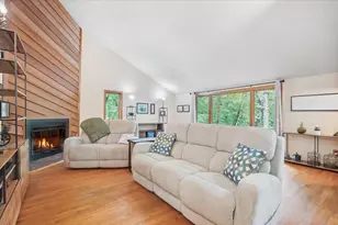 6214 Knollwood Dr, Oregon, WI 53575 - Photo 10