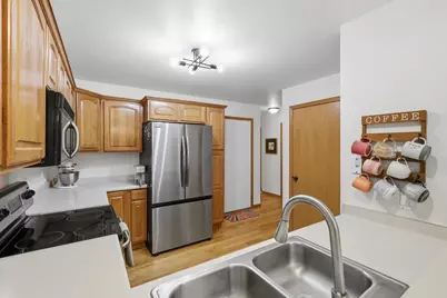 1207 Enterprise Drive, Verona, WI 53593 - Photo 16