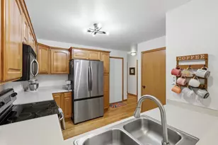 1207 Enterprise Dr, Verona, WI 53593 - Photo 16