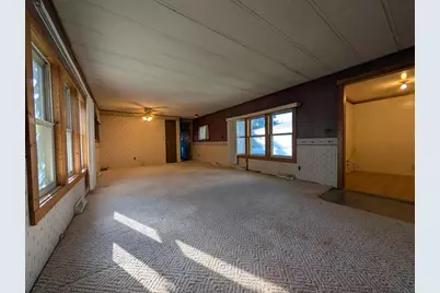 38005 Hwy 18 Street, Prairie Du Chien, WI 53821 - Photo 10