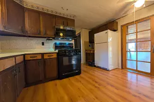 38005 Hwy 18 St, Prairie Du Chien, WI 53821 - Photo 8
