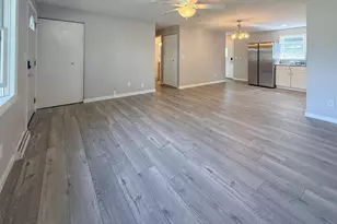 1235 E Sylvan Ave, Appleton, WI 54915 - Photo 6