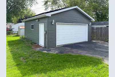 1235 E Sylvan Avenue, Appleton, WI 54915 - Photo 40