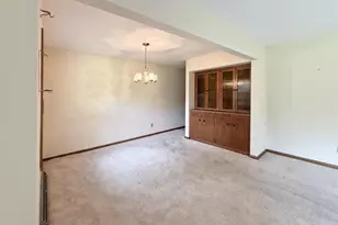 N93W25235 Crestwood Dr, Sussex, WI 53089 - Photo 10