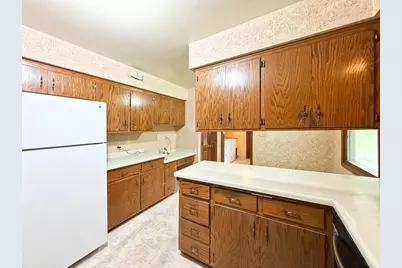 N93W25235 Crestwood Drive, Sussex, WI 53089 - Photo 12