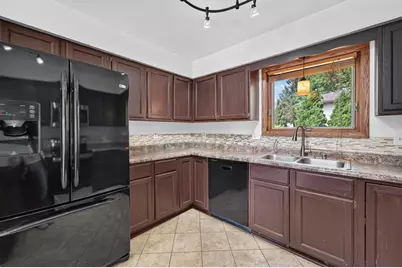 323 Santa Fe Trail, Waunakee, WI 53597 - Photo 10