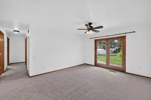 323 Santa Fe Trail, Waunakee, WI 53597 - Photo 14