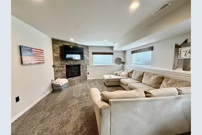 114 Clover Lane, Janesville, WI 53548 - Photo 34