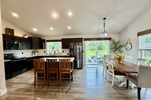 114 Clover Ln, Janesville, WI 53548 - Photo 12